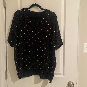 Uniqlo Polka Dot Collar